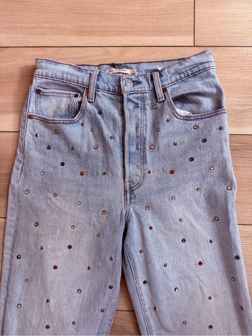 Levi’s Ribcage Straight Light Wash Jeans Size 30 - Picture 3 of 7